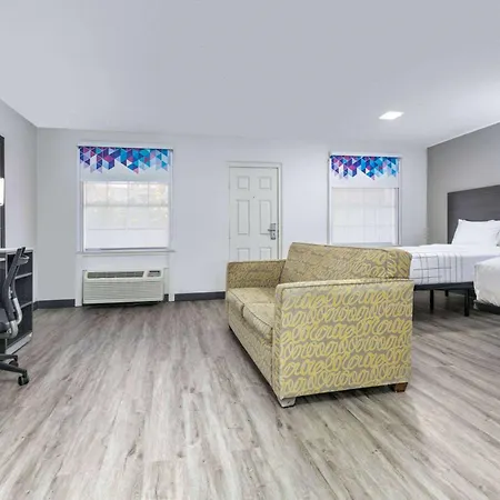 La Quinta Inn By Wyndham Dallas Uptown Esterno foto